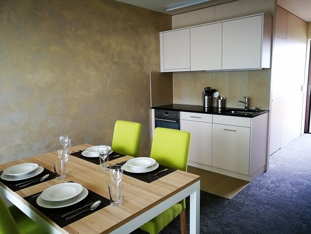 Imagen de la habitación del Wohnmotel. Foto 22