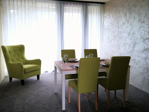 Imagen de la habitación del Wohnmotel. Foto 28