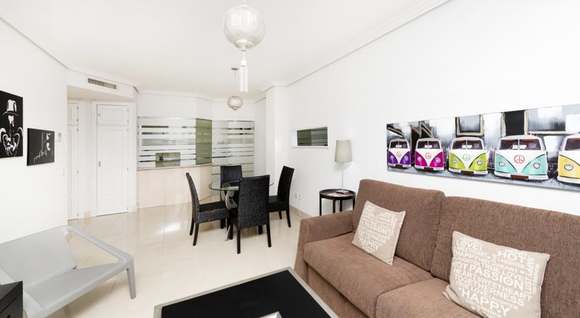 Imagen general del Woo Travelling Plaza de Oriente Homtels. Foto 7