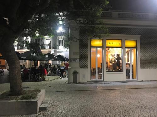 Imagen general del Wood Steel & Glass. Foto 2