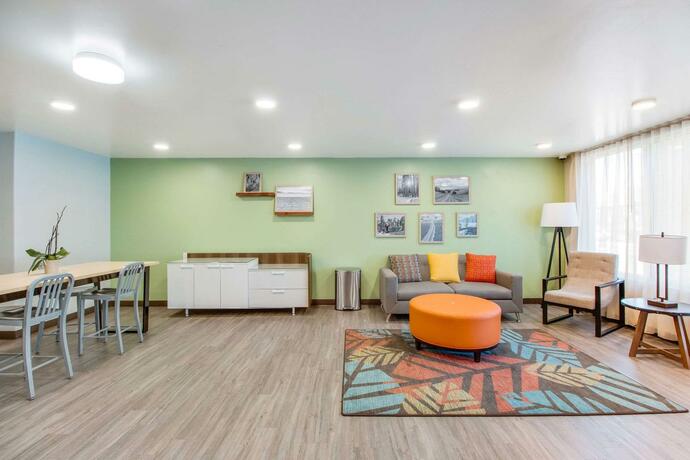 Imagen general del WoodSpring Suites Bakersfield Airport. Foto 17