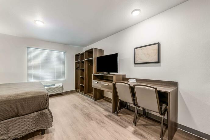 Imagen general del WoodSpring Suites Charlotte - University Research Park. Foto 4
