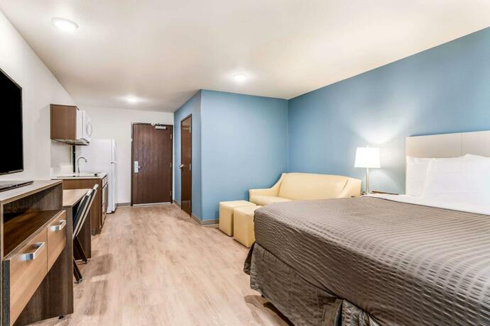 Imagen general del WoodSpring Suites Charlotte - University Research Park. Foto 6