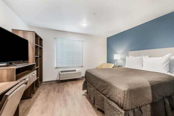 Imagen general del WoodSpring Suites Charlotte - University Research Park. Foto 17