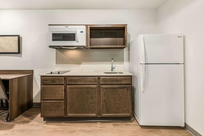 Imagen general del WoodSpring Suites Charlotte - University Research Park. Foto 25