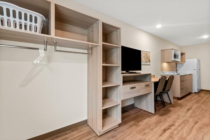 Imagen general del WoodSpring Suites Pensacola West. Foto 2