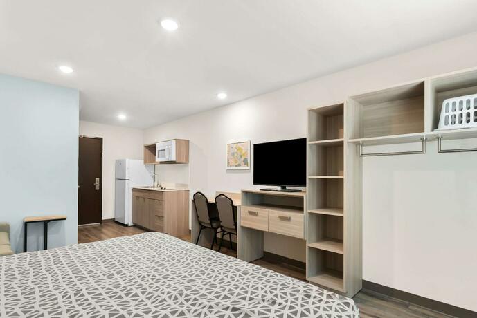 Imagen general del WoodSpring Suites Savannah West Chatham Parkway. Foto 2