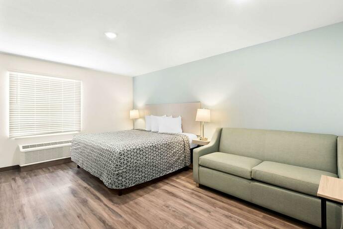 Imagen general del WoodSpring Suites Savannah West Chatham Parkway. Foto 10