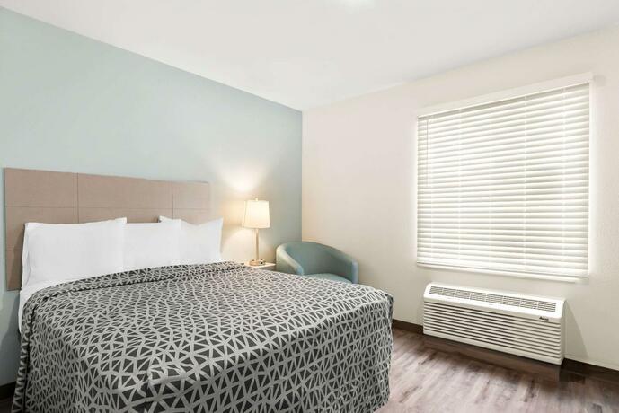Imagen general del WoodSpring Suites Savannah West Chatham Parkway. Foto 11