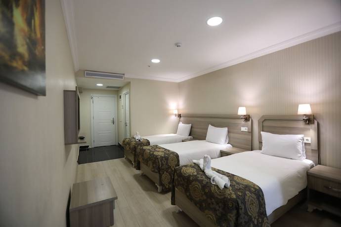 Imagen de la habitación del World Point Hotel. Foto 4
