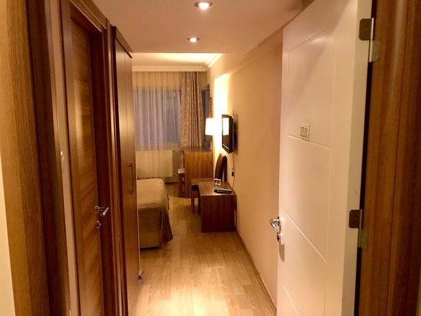Imagen de la habitación del Wox Ew Hotel. Foto 2