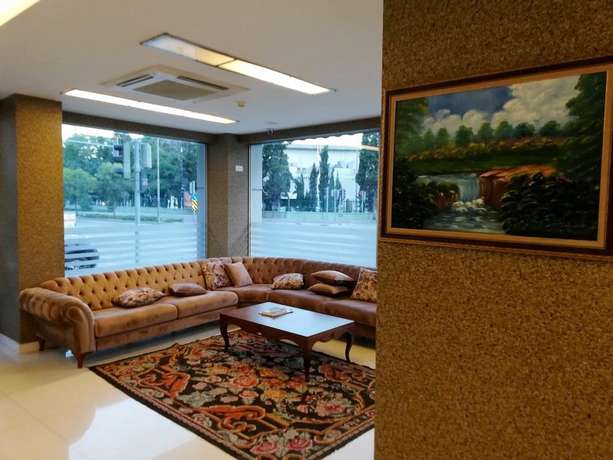 Imagen de los interiores del Wox Ew Hotel. Foto 13
