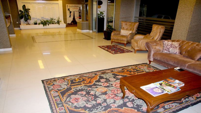 Imagen de los interiores del Wox Ew Hotel. Foto 17