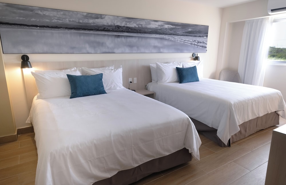 Imagen de la habitación del Wyndham Garden El Morro Montecristi. Foto 4