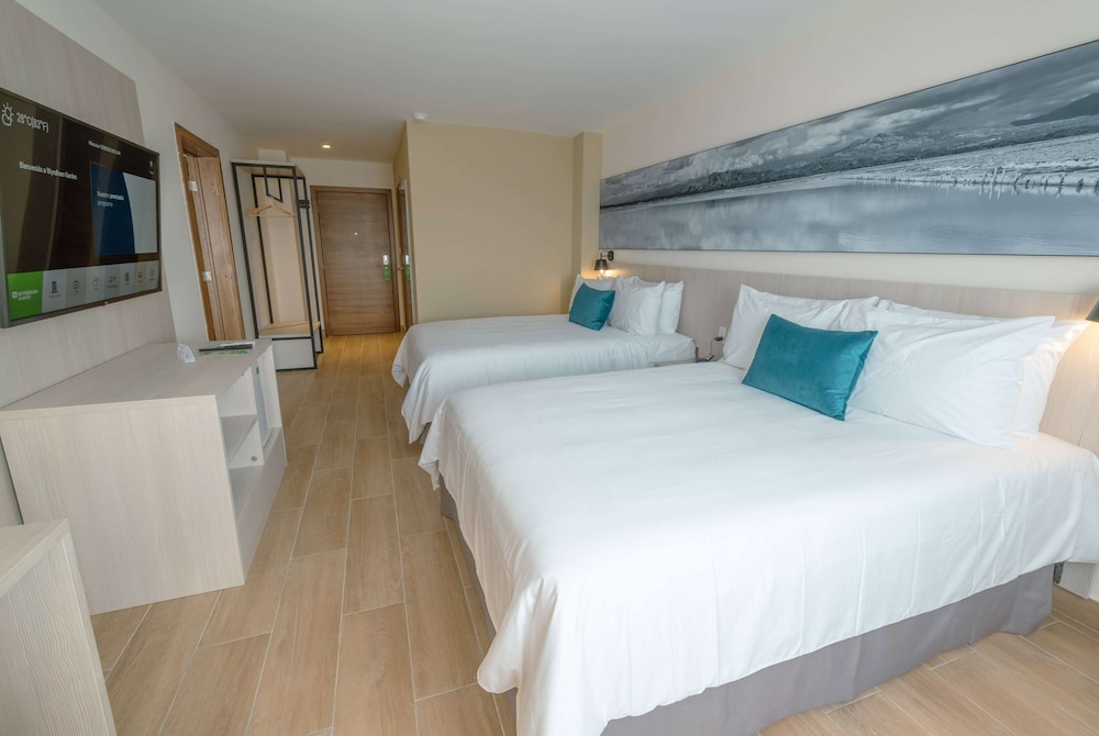 Imagen de la habitación del Wyndham Garden El Morro Montecristi. Foto 5