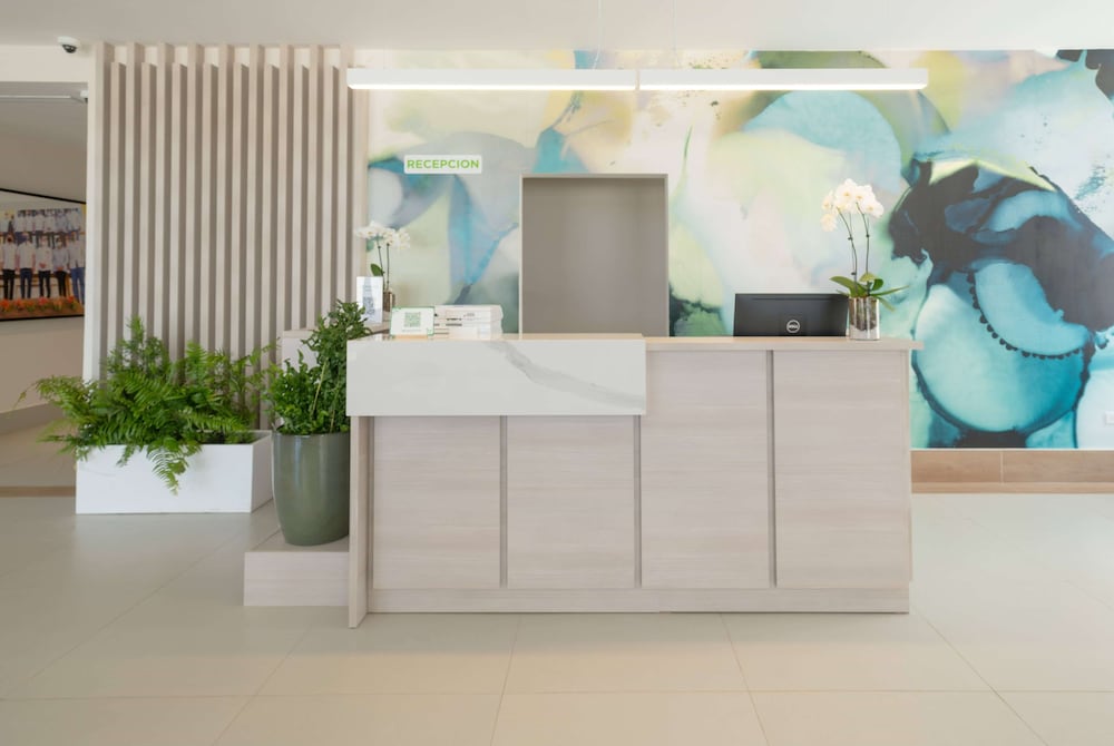 Imagen de los interiores del Wyndham Garden El Morro Montecristi. Foto 16