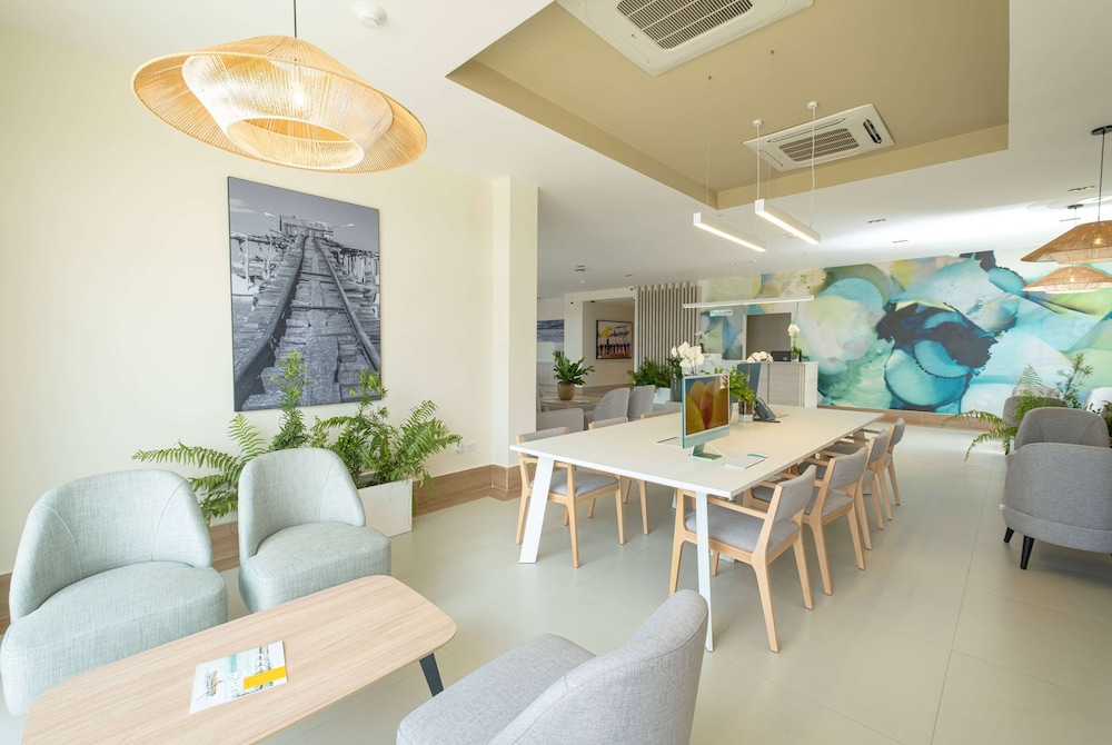 Imagen de los interiores del Wyndham Garden El Morro Montecristi. Foto 17