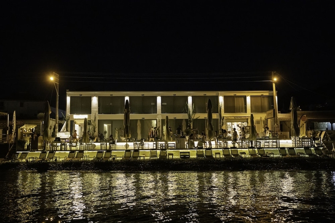 Imagen del bar/restaurante del YALI SUİTES HOTEL. Foto 1