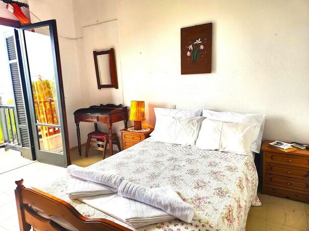 Imagen general del YALLA HOTEL CHOREFTO. Foto 3