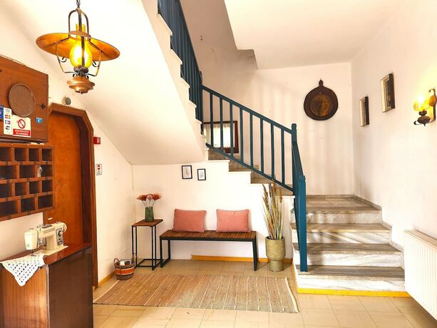 Imagen general del YALLA HOTEL CHOREFTO. Foto 5