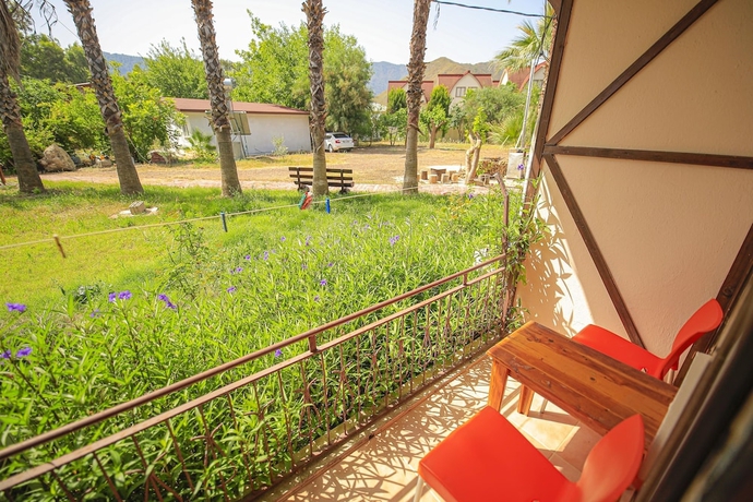 Imagen de la habitación del YAVUZ MOTEL ADRASAN. Foto 11