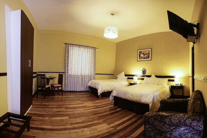 Imagen general del Yabar Hotel Plaza. Foto 2