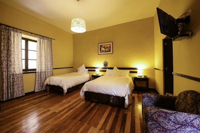 Imagen general del Yabar Hotel Plaza. Foto 8