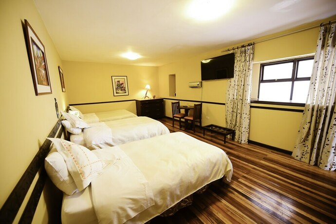 Imagen de la habitación del Yabar Hotel Plaza. Foto 15