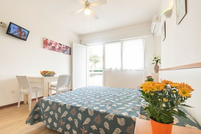Imagen de la habitación del Yachting Residence, Lignano Sabbiadoro. Foto 14