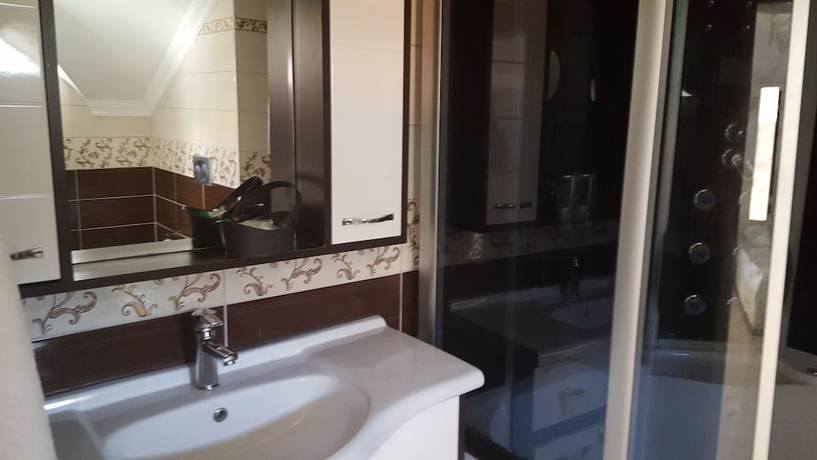Imagen de la habitación del Yagmur Hotel. Foto 10