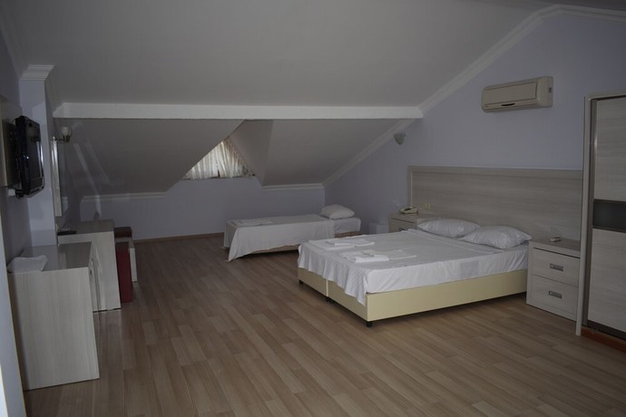Imagen de la habitación del Yagmur Hotel. Foto 15