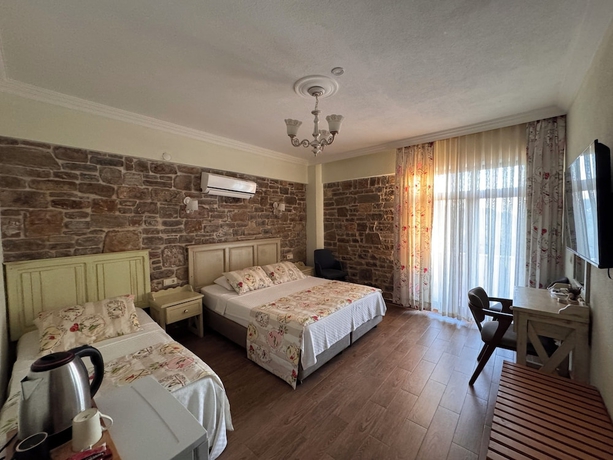 Imagen de la habitación del Yakamoz Otel. Foto 4