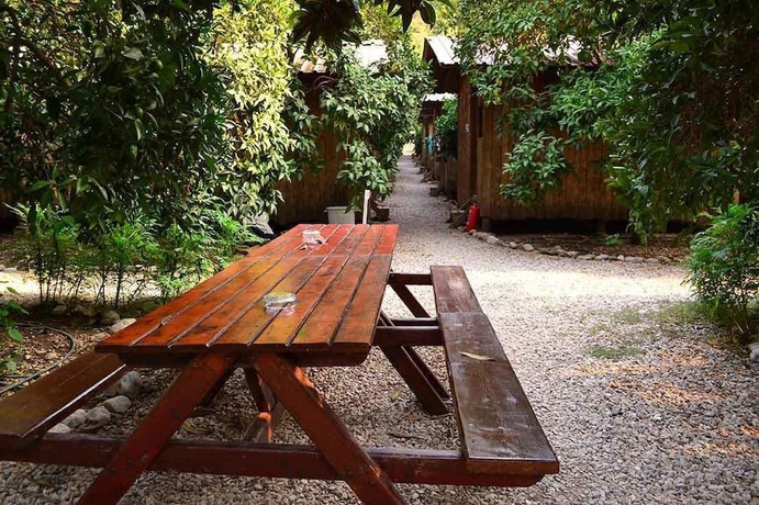 Imagen de los exteriores del Yakamoz Pansiyon, Kumluca. Foto 11