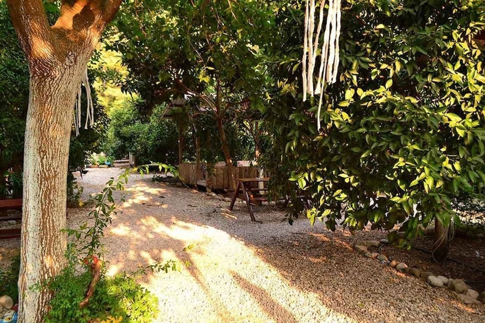 Imagen de los exteriores del Yakamoz Pansiyon, Kumluca. Foto 14