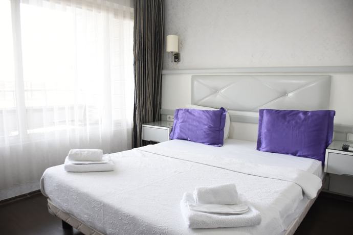 Imagen de la habitación del Yalcin Hotel, Antalya. Foto 6