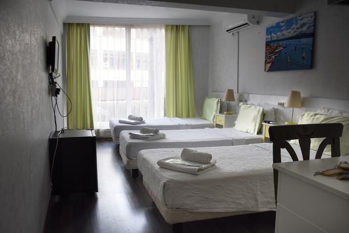 Imagen de la habitación del Yalcin Hotel, Antalya. Foto 7