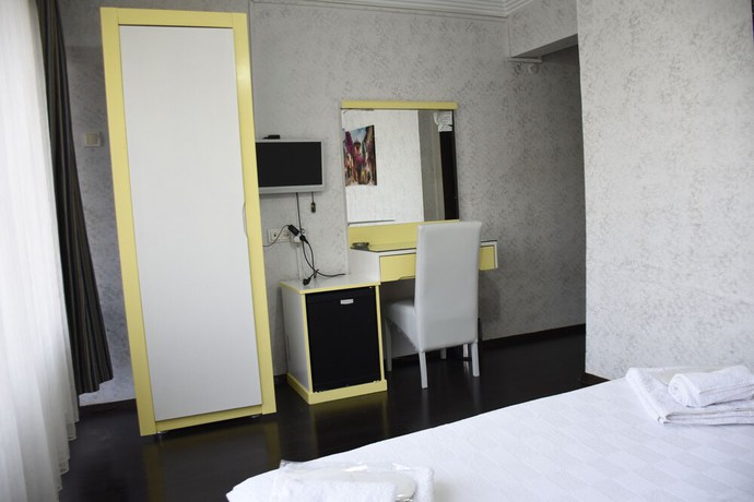 Imagen de la habitación del Yalcin Hotel, Antalya. Foto 15