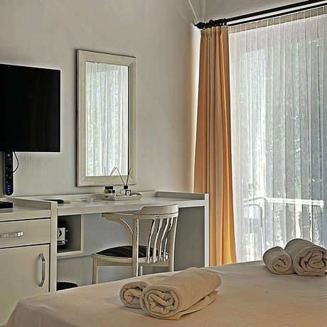 Imagen de la habitación del Yalim Hotel, Bodrum. Foto 12