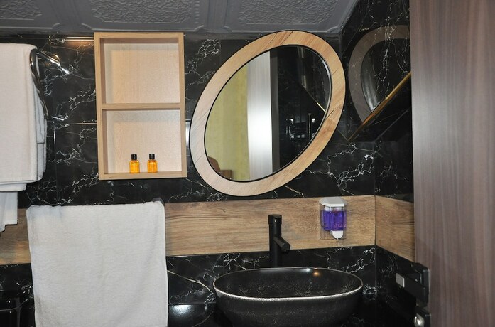 Imagen de la habitación del Yalova Sezon Hotel. Foto 16