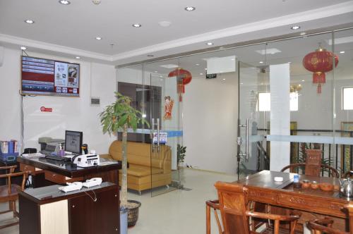 Imagen de la habitación del Yao Zhong Hotel. Foto 6