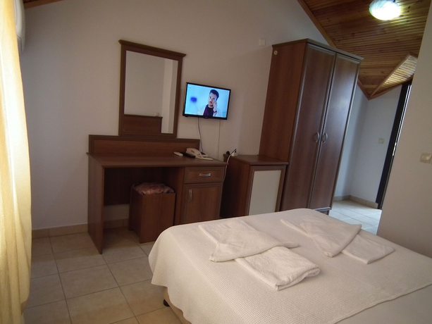 Imagen de la habitación del Yasemin Hotel, Ocaklar. Foto 10