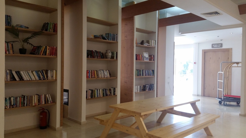 Imagen de los interiores del Ye'arim Hotel. Foto 13