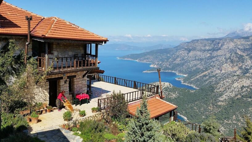 Imagen general del Yediburunlar Lighthouse. Foto 1