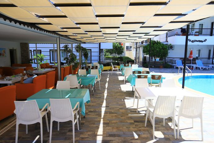 Imagen de la habitación del Yeni Astral Apart Hotel. Foto 12