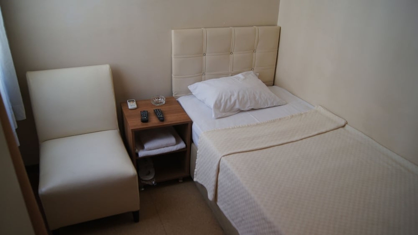 Imagen de la habitación del Yeni Caglayan Otel. Foto 8