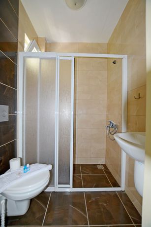 Imagen de la habitación del Yeni Doga Hotel. Foto 10