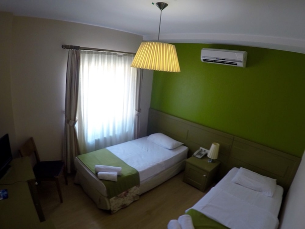 Imagen de la habitación del Yeni Truva Otel. Foto 6