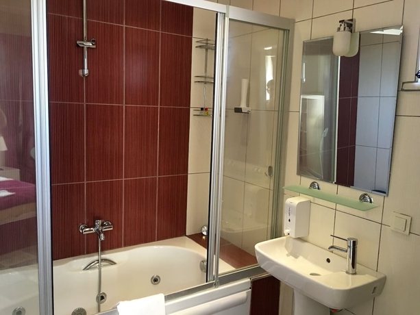 Imagen de la habitación del Yeni Truva Otel. Foto 16