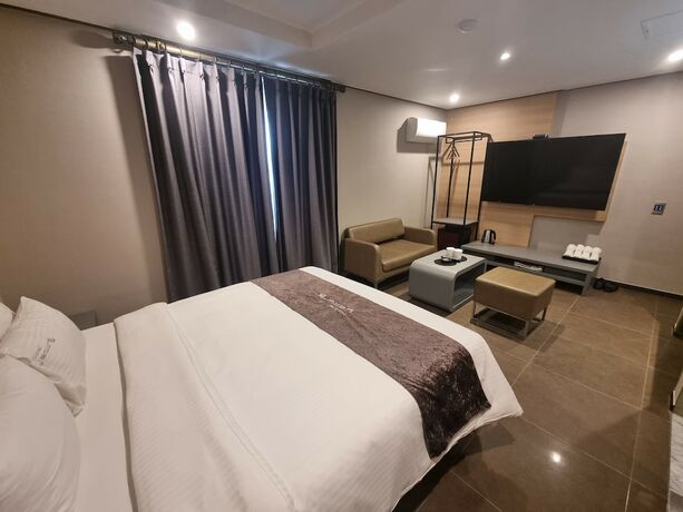 Imagen de la habitación del Yeoubi Hotel. Foto 9