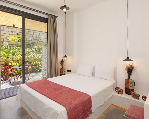 Imagen de la habitación del Yerli Otel Alacati. Foto 2
